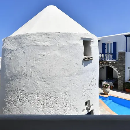 Fotilia Hotel 3*